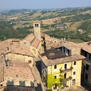 Visitare il Castello ed il borgo di Vigoleno, un week end in Emilia Romagna