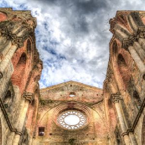 san galgano spada nella roccia