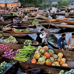 Srinagar, Kashmir, 1996 © Steve McCurry