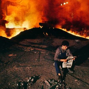 Steve McCurry in mostra a Modena con “Leggere”