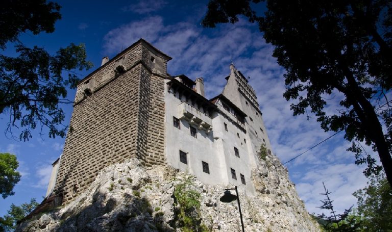 CASTELLO DI BRAN