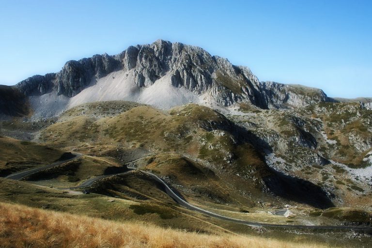 Monte Terminillo spada nella roccia