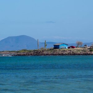 Baja California: viaggio tra balene, deserti di cactus e spiagge incantate