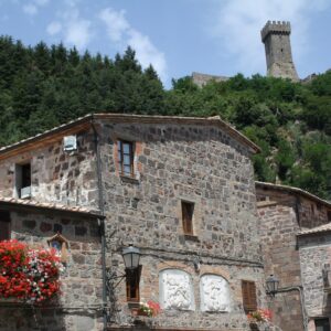 Itinerario esoterico in Toscana, nel Bosco Isabella di Radicofani