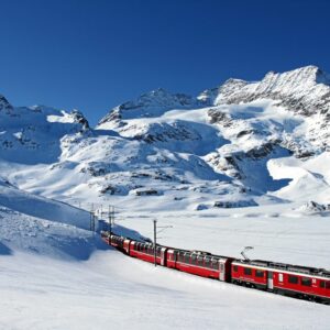 In treno sulle Alpi con Bernina Express, un’esperienza Patrimonio UNESCO