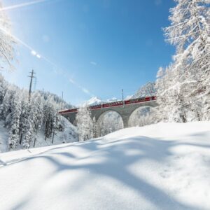 In treno sulle Alpi con Bernina Express, un’esperienza Patrimonio UNESCO