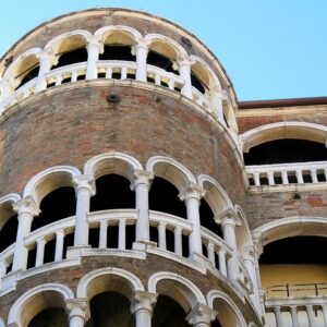 La Scala del Bovolo a Venezia, un gioiello di architettura