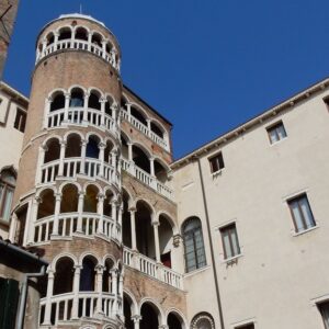 La Scala del Bovolo a Venezia, un gioiello di architettura