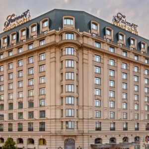 Un soggiorno di lusso al Fairmont Grand Hotel Kyiv in Ucraina