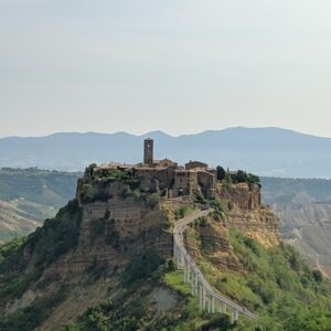 Viaggio in Lazio nella città delle fiabe di Civita di Bagnoregio