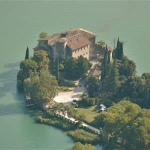 Castello di Toblino, una magia tra i laghi del Trentino