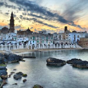 Il castello dei fantasmi a Monopoli, in Puglia