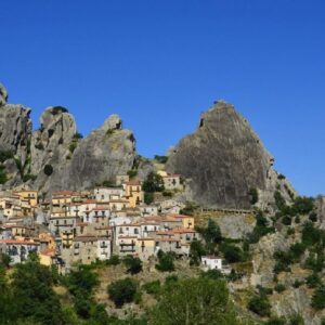 CASTELMEZZANO Basilicata