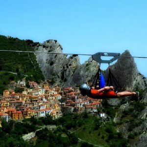 Basilicata, visitare Castelmezzano cercando il Santo Graal