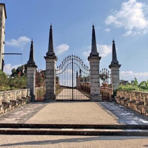 l'accesso al giardino - foto di Archivio Grandi Giardini Italiani