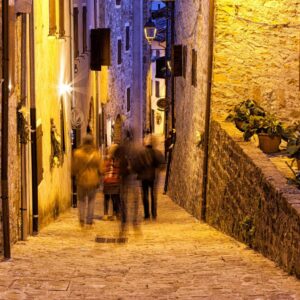 Poffabro, il paese dei presepi in Friuli