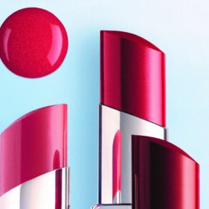 Rouge Coco Bloom, il rossetto-gloss a lunga durata