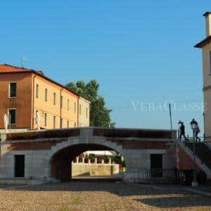 La piazza ovale delle chiuse