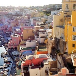 Visitare l’isola di Procida, una vacanza tra mare e cultura