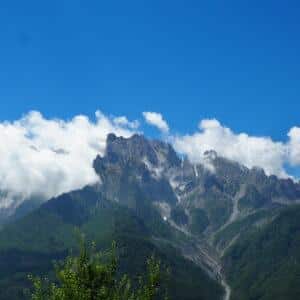 Val Camonica, incisioni rupestri e i luoghi imperdibili da visitare