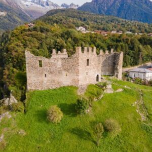 Val Camonica, incisioni rupestri e i luoghi imperdibili da visitare