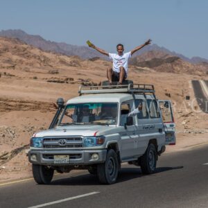 Una vacanza a Sharm, esplorando il deserto in bicicletta