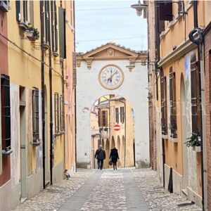 Dozza, il borgo dei murales in Emilia Romagna