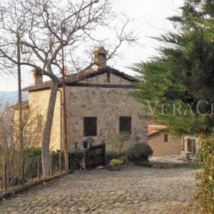 Borgo La Scola, luogo senza tempo sull’Appennino bolognese