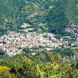 Itinerario in Basilicata, nella valle del Sinni ed il suo castello