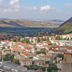 Itinerario in Basilicata, nella valle del Sinni ed il suo castello