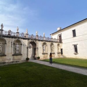 Il Castello di San Salvatore a Susegana e le colline del Prosecco