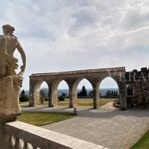 Il Castello di San Salvatore a Susegana e le colline del Prosecco