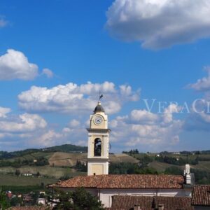 Treno d’epoca, un’esperienza enogastronomica in Piemonte