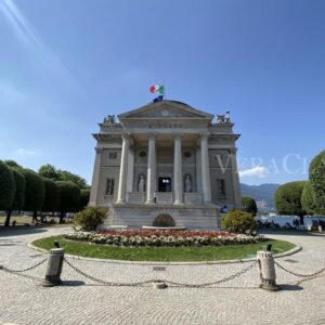 Il Tempio Voltiano, un museo sul lago di Como dedicato ad Alessandro Volta