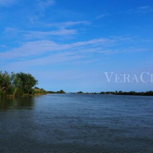 L’Isola dell’Amore con il Faro di Goro, il Delta del Po segreto