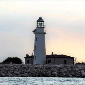 L’Isola dell’Amore con il Faro di Goro, il Delta del Po segreto