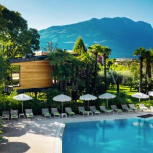 Astoria Resort, hotel sul lago a Riva del Garda