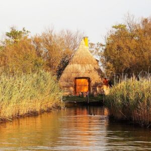 Caorle, la laguna ed i suoi casoni: itinerario tra natura e tradizione