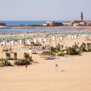 Caorle, la laguna ed i suoi casoni: itinerario tra natura e tradizione