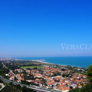 Torre di Palme, il borgo delle Marche con uno splendido panorama sul mare