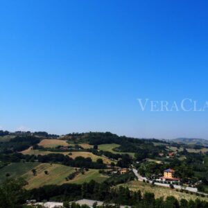 Torre di Palme, il borgo delle Marche con uno splendido panorama sul mare