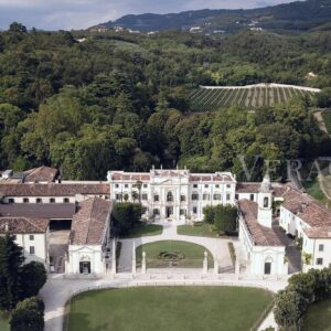 Villa Mosconi Bertani