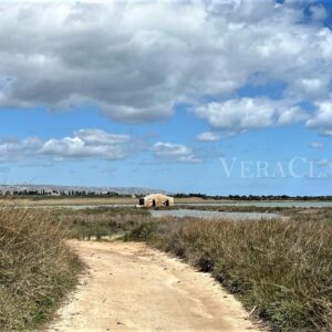 Vendìcari, la riserva la spiaggia e la tonnara in Sicilia