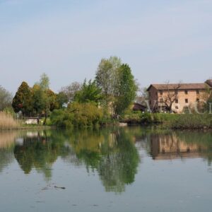 Navigare in Veneto lungo le antiche vie d’acqua, tra natura e storia