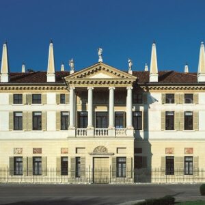 Il Museo della Calzatura di Villa Foscarini, un viaggio tra arte, storia e bellezza