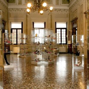 Il Museo della Calzatura di Villa Foscarini, un viaggio tra arte, storia e bellezza