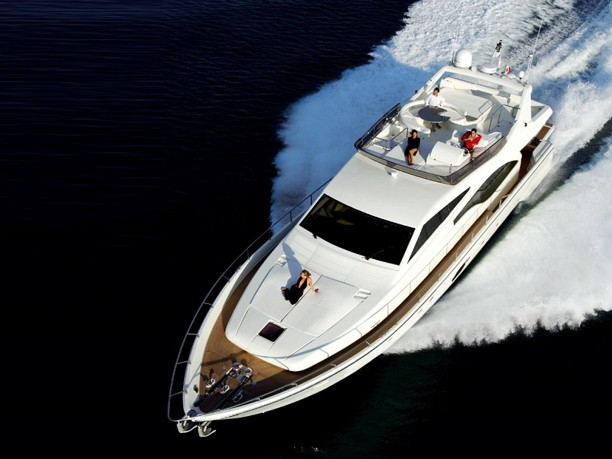 Ferretti 681