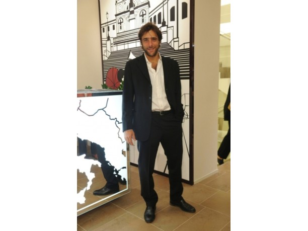 Nuova Boutique  1A Classe Alviero Martini a Roma