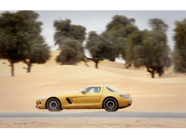 Mercedes SLS AMG “Desert Gold”