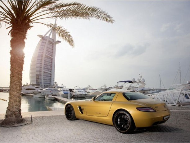 Mercedes SLS AMG “Desert Gold”